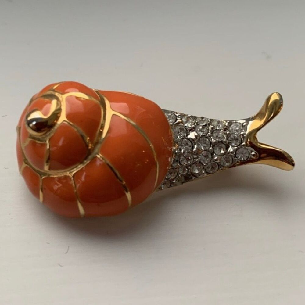 Vintage Kenneth Jay Lane Coral Snail Brooch & Matching Earrings Set - Picture 5 of 10
